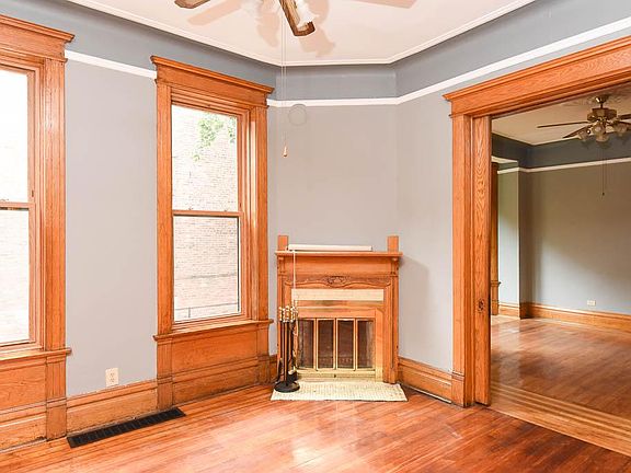 5th image of 4416 N Damen Ave #1