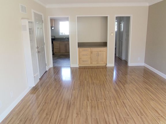 3rd image of 1845 Garfield Pl APT 6