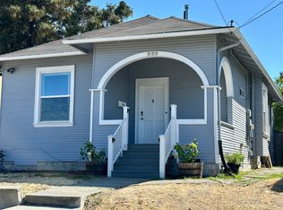 233 Garretson Ave, Rodeo, CA 94572