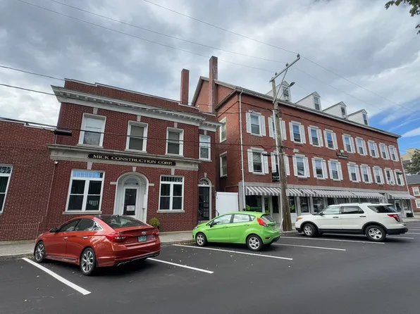 The Falls at 70 Front St | Renovated Apartments in Downtown Rollinsford, 68 Front St #1, Rollinsford, NH 03869