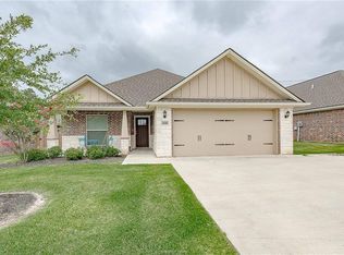 3609 Davidson Dr, College Station, TX 77845