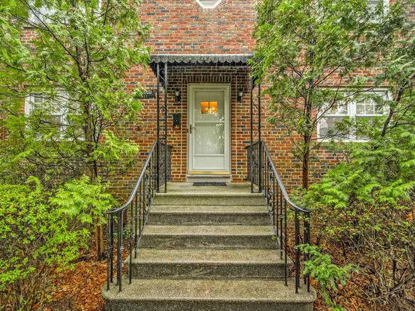 413 Stellar Avenue, Pelham, NY 10803