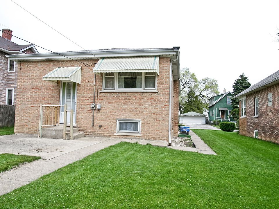 2nd image of 12916 Mozart St