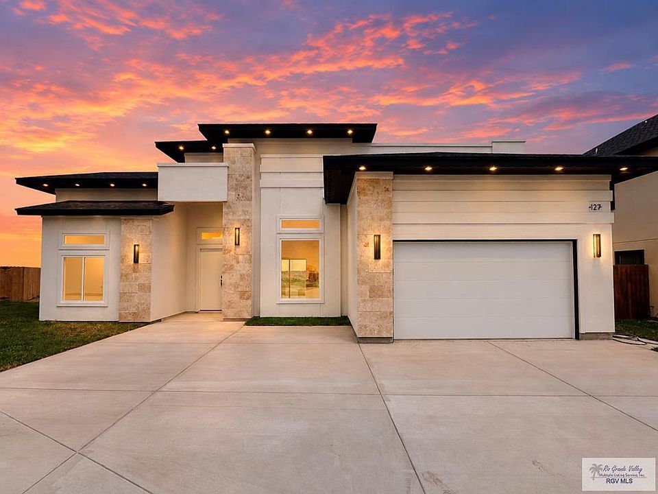1st image of 127 Finch Dr
