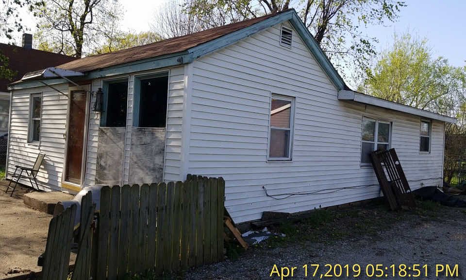 1st image of 615 Barkley St