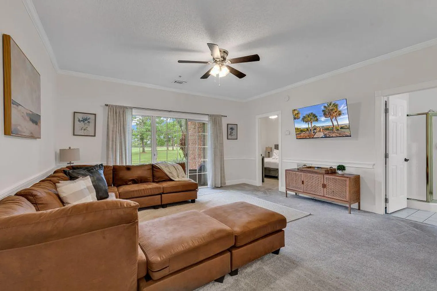 3 bed, 2.0 bath, 1291 sqft, $3,300 — Photo 1