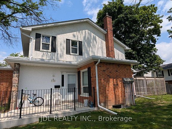 4th image of 431 Keats Way #5