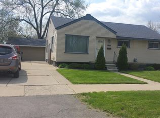 7566 Pelham Rd, Taylor, MI 48180