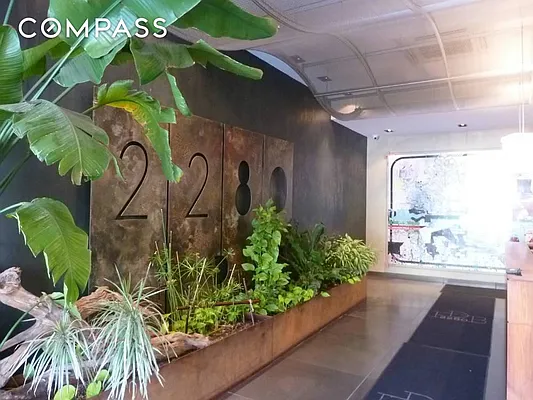 Rented by Compass | media 29