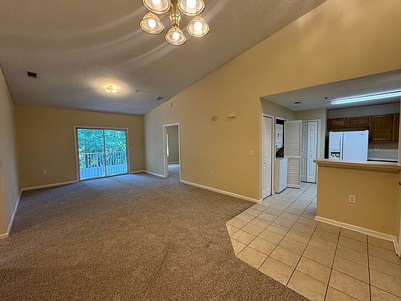 5th image of 5051 Playpen Dr Unit 16