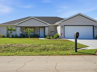 11 Eric Dr, Palm Coast, FL 32164