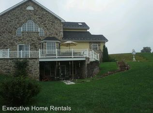 1156 Hillsdale Rd, Middletown, PA 17057