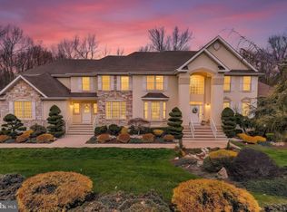 13 Palmer Cir, Millstone Township, NJ 08535