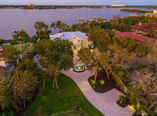 8585 Midnight Pass Rd, Sarasota, FL 34242