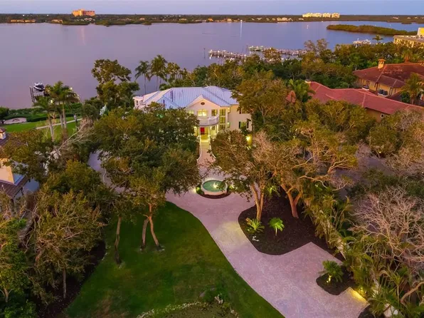 8585 Midnight Pass Rd, Sarasota, FL 34242