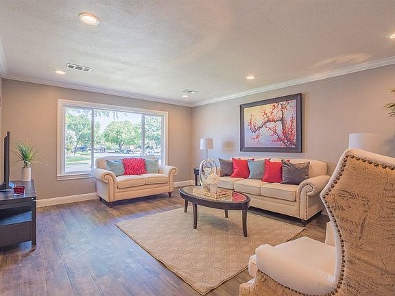 5th image of 6393 Nueva Dr
