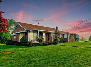 4029 Byrd Rd, Roaring River, NC 28669