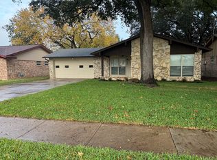 1830 Glenwick Ln, Irving, TX 75060