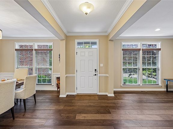 2nd image of 205 Gabriel Dr