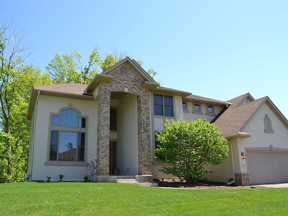 Backs to to 10 acre woods.