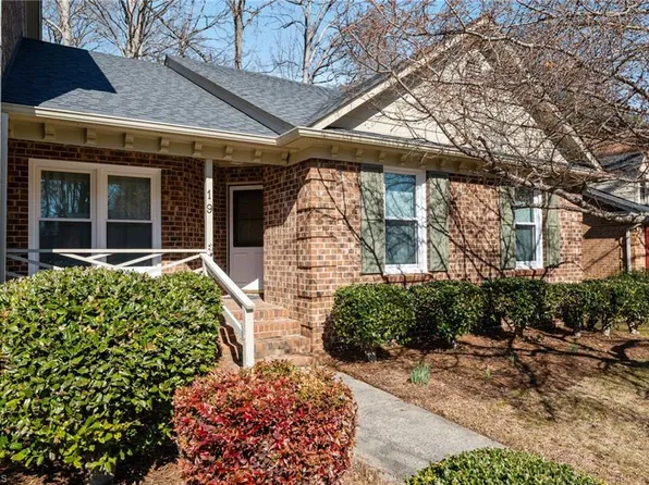 19 Milpond Ln, Greensboro, NC 27455