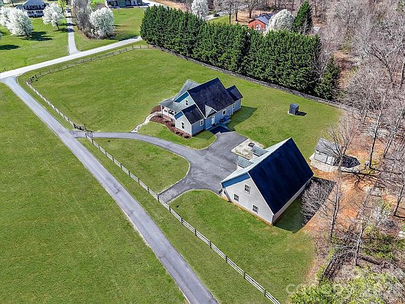 4th image of 4566 Little Mountain Rd
