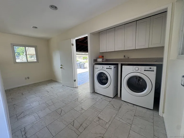 3722 Del Mar Ave — Photo 15