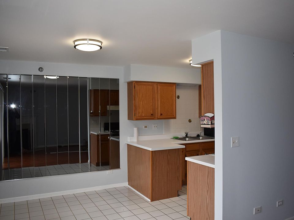 1st image of 763 E Whispering Oaks Dr
