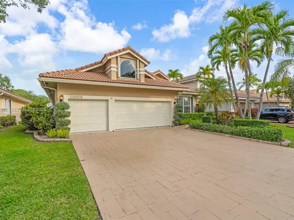 11834 Highland Pl, Pompano Beach, FL 33071