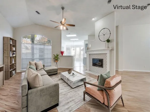 214 Jennifer Ln, Arlington, TX 76002