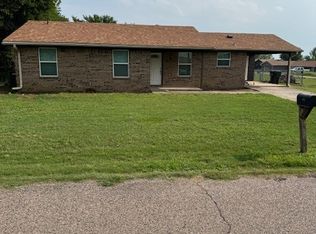 803 NW Jamies Ln, Kingston, OK 73439