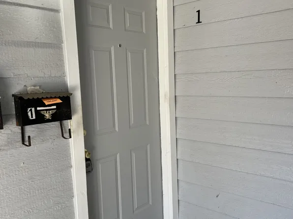 113 Forest Ave Unit 101, Toccoa, GA 30577