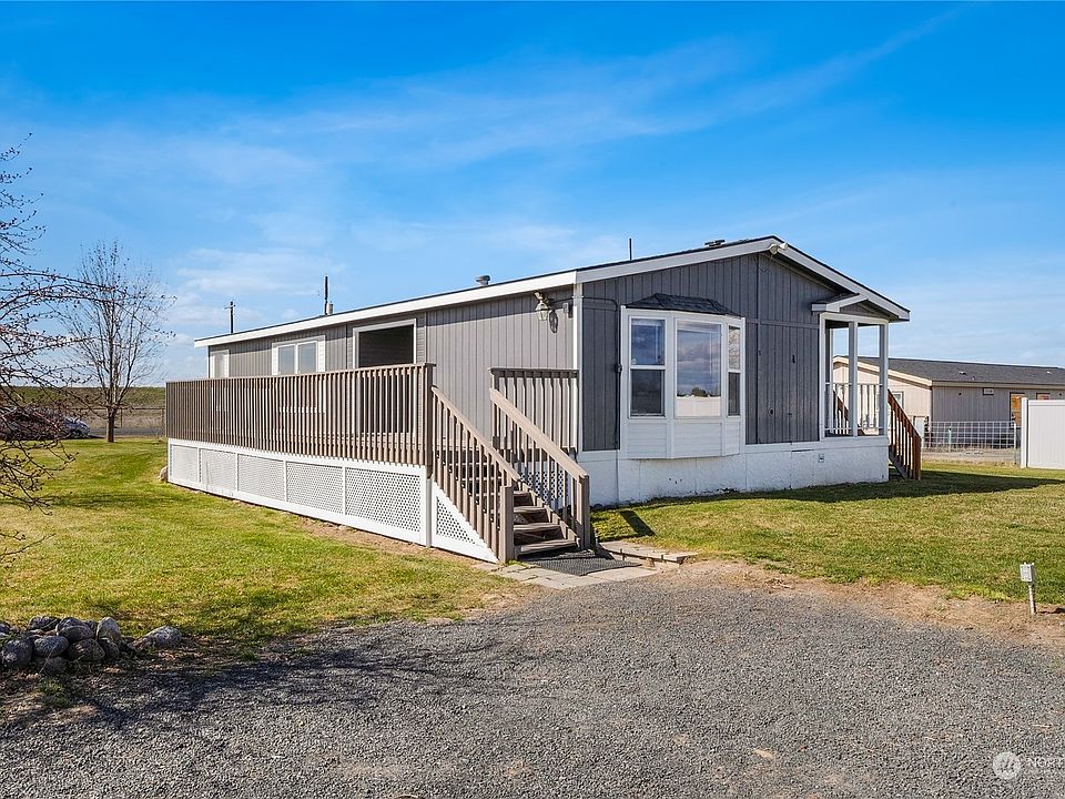 1st image of 3125 NE Road F
