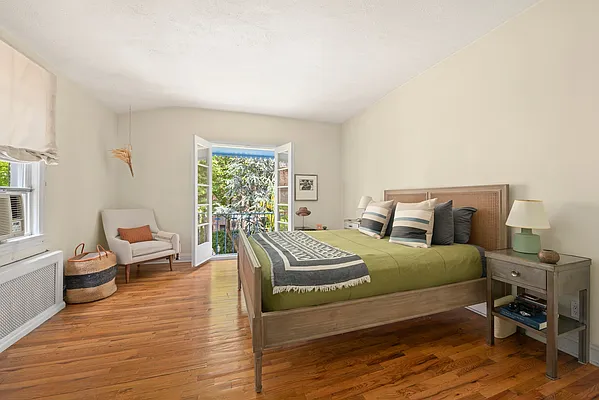 Rented by Corcoran | media 11