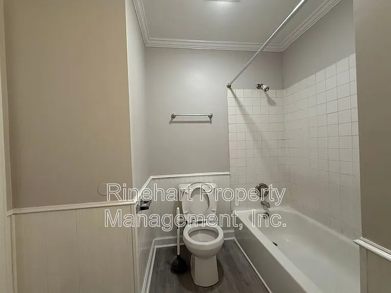 645 Greenbriar Ave — Photo 11