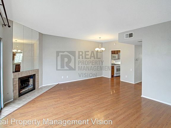 5th image of 10800 Peach Grove St APT 6