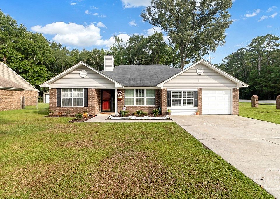 1st image of 22 Sterling Creek Drive
