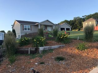 711 Oak St, Mapleton, IA 51034