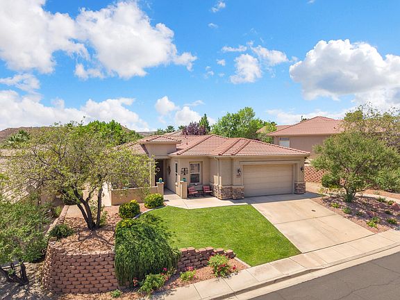 3rd image of 2581 W Desert Springs Rd