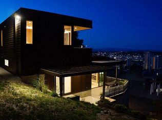 2525 SW Sheffield Ave, Portland, OR 97201