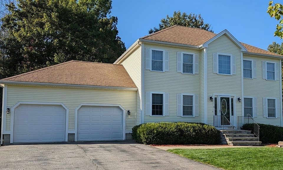 1st image of 76 Karens Way