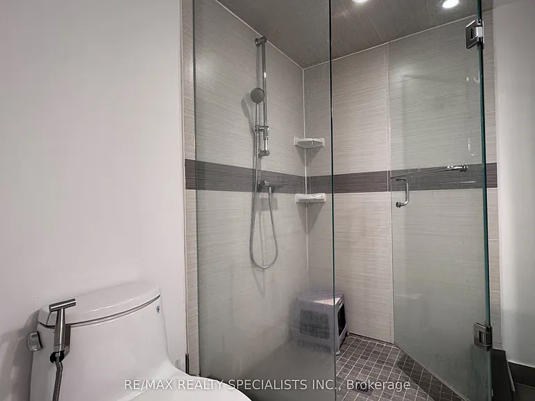 131 Searle Ave #BASEMENT — Photo 25