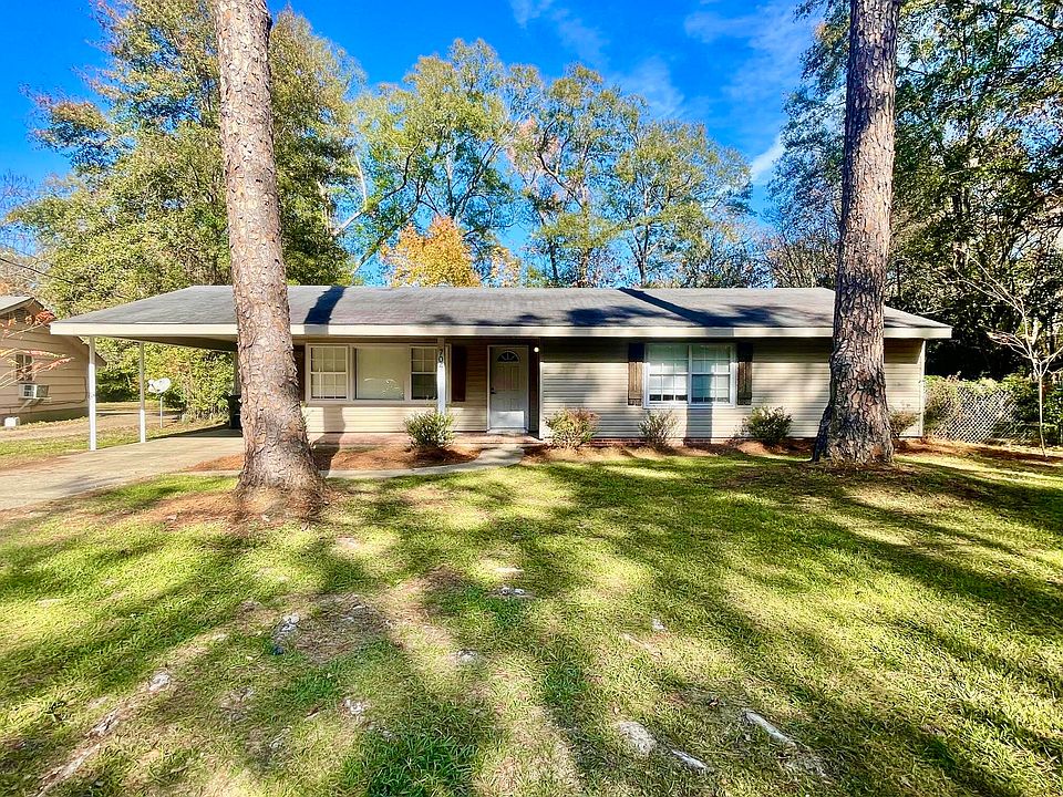 1st image of 704 Crestview Dr