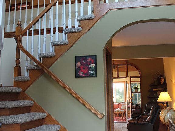 3rd image of 2673 Meadow Dr