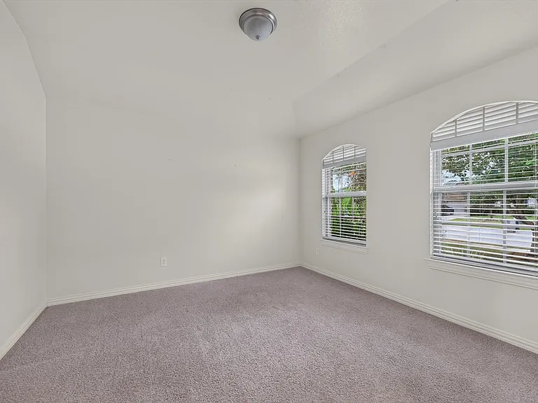 1966 De Berry Ln — Photo 12
