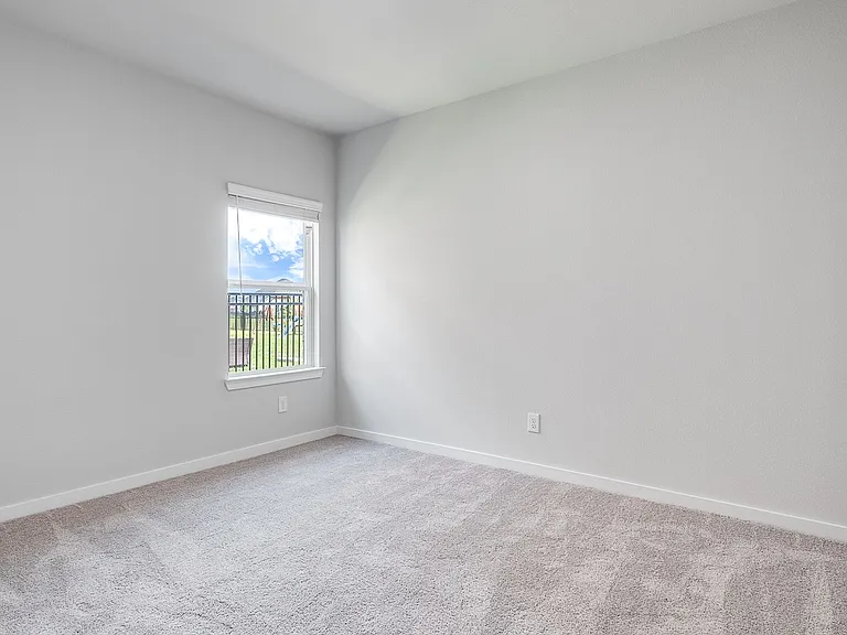 27327 Blue Pool Dr — Photo 13