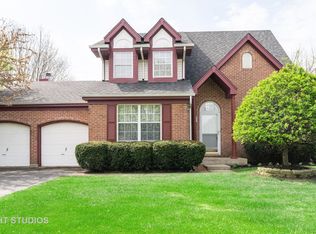 589 Foster Ave, Bartlett, IL 60103