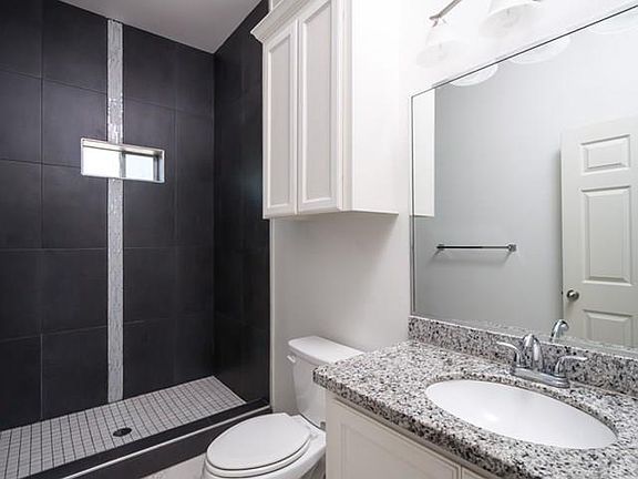 2nd image of 1111 W Cano St
