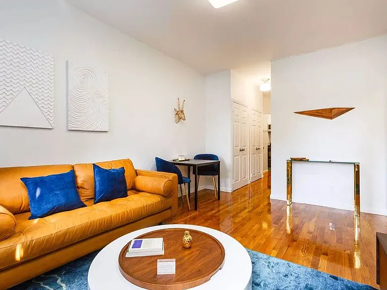 305 E 95th St #5K — Photo 2