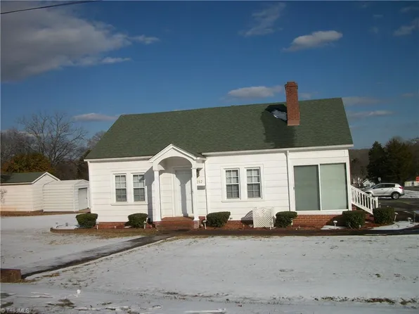 212 Merriman St, Eden, NC 27288